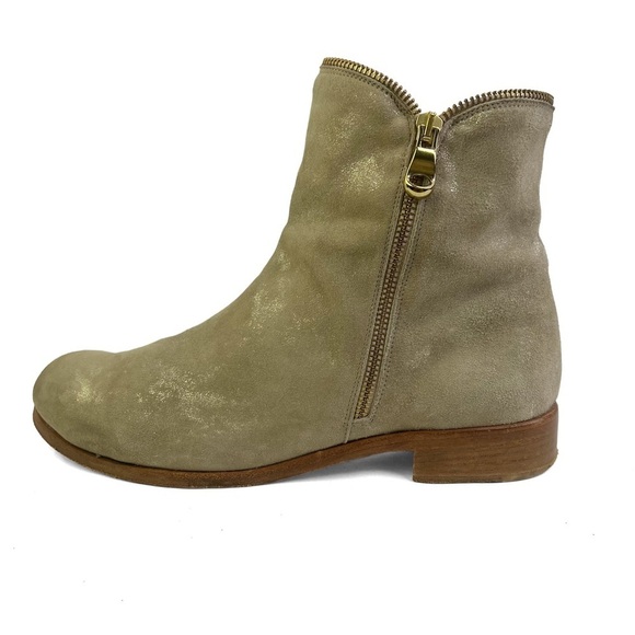 LA CANADIENNE SHIMMER TAUPE ANKLE BOOT SUEDE LEATHER BOOTS GOLD ZIPPER ACCENT 41 - Picture 1 of 16